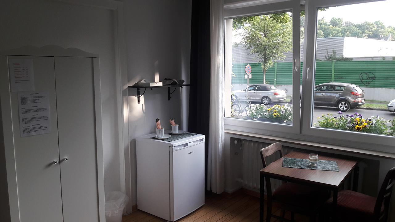 A&S Ferienwohnungen Roonstrasse Bonn Extérieur photo