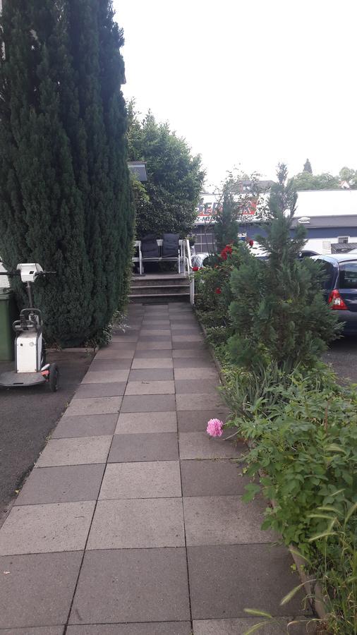 A&S Ferienwohnungen Roonstrasse Bonn Extérieur photo